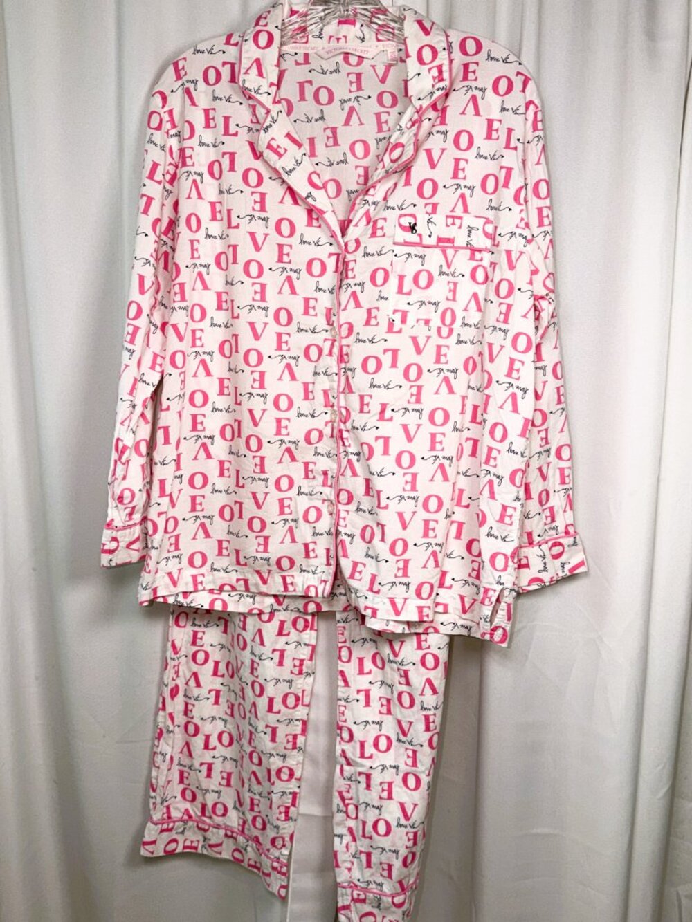 Women's Victoria's Secret LOVE Pajama Set (Top & Bottom) Size Medium